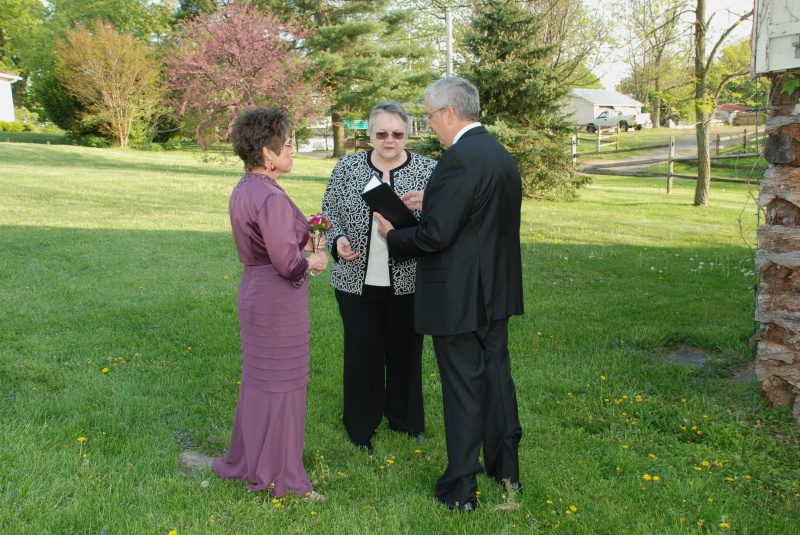 2010/04(April)/Lindsay Andrew Wedding/800x600_2010-04-23-062 Lindsay-Andrew Wedding.jpg